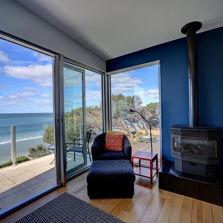 Battery Cove Beach Front Apartment Порт-Фейри Экстерьер фото