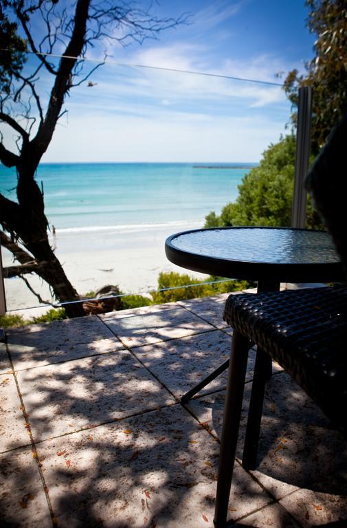 Battery Cove Beach Front Apartment Порт-Фейри Экстерьер фото